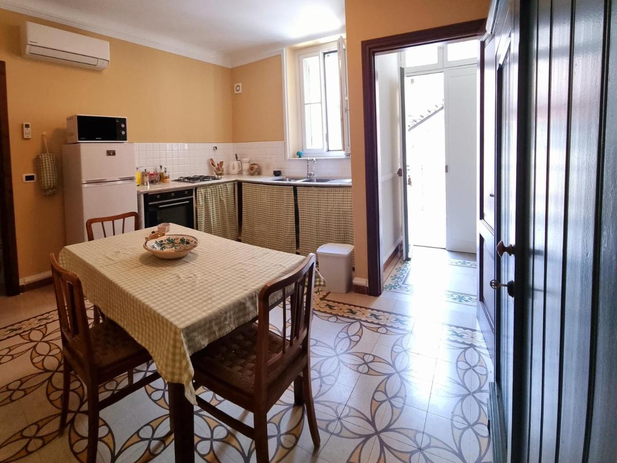 شقة Dimora Ventimiglia تْشيفالو المظهر الخارجي الصورة
